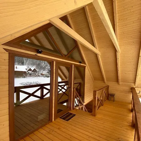 Pidstromom Chalet