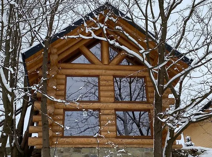 Pidstromom Σαλέ Mykulychyn