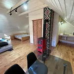 Pidstromom 木屋 米库利钦